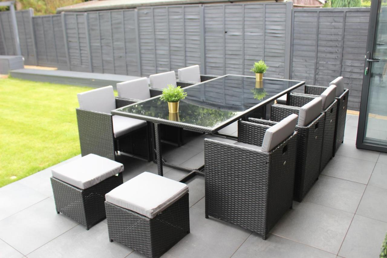 Modern Spacious House - Sleeps 16, Free Parking, Sun Terrace Nuneaton Kültér fotó