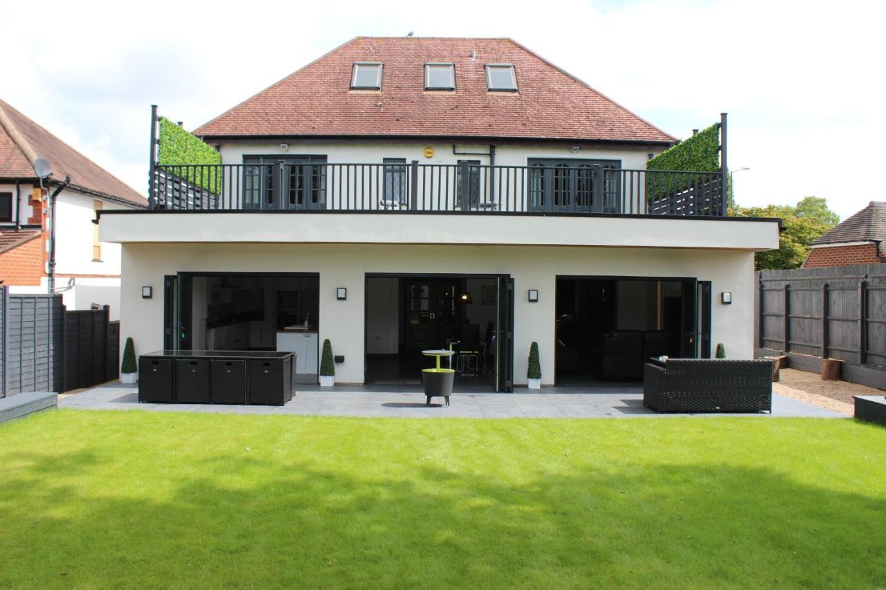 Modern Spacious House - Sleeps 16, Free Parking, Sun Terrace Nuneaton Kültér fotó